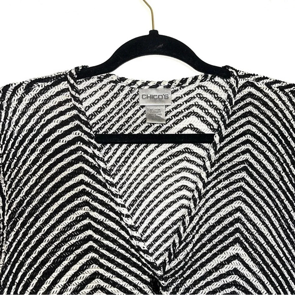 Chico’s Cardigan Black & White Striped Button Thin Semi-sheer 0 Small Women’s - Picture 2 of 11